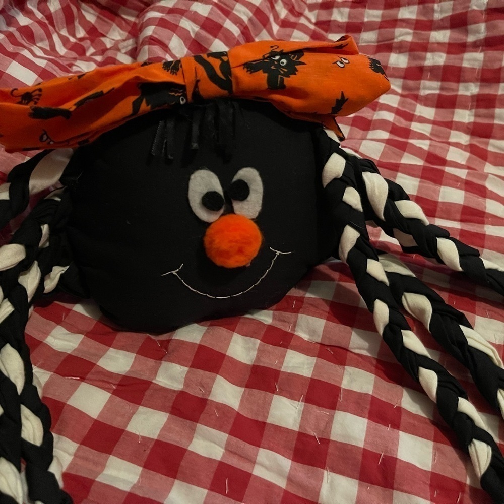 Halloween Spider Shelf Sitter